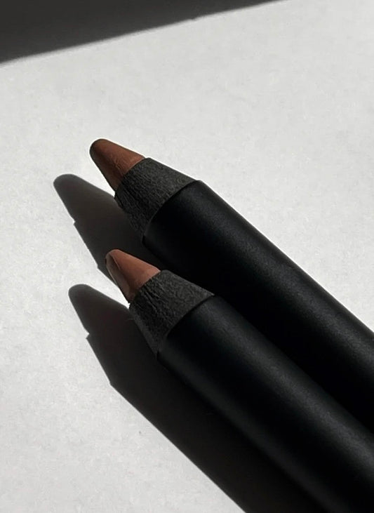 “Mocha” Intense Lip Liner